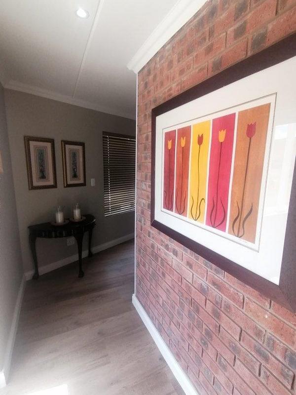 5 Bedroom Property for Sale in Monte Christo Western Cape